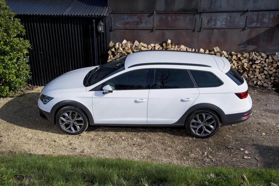  Seat Leon X-Perience 4Drive 2017 года  (UK) (фото 5 из 40)